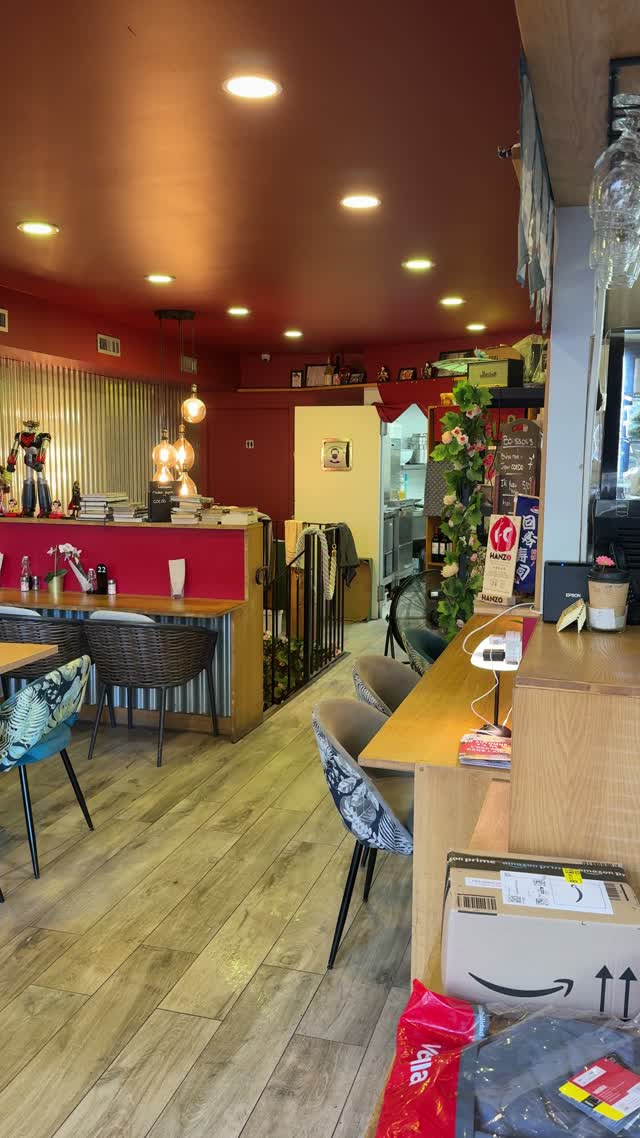 Intérieur restaurant Hanzo Aix
